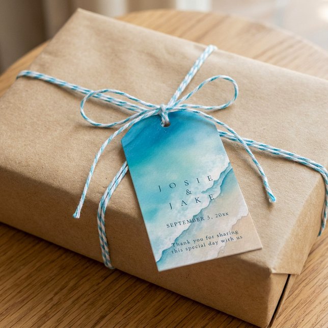 Serenblaue Gastgeschenk Hochzeit Geschenkanhänger (Serene blue ocean wedding favor tag with bride and groom names, wedding date and message of thanks.)