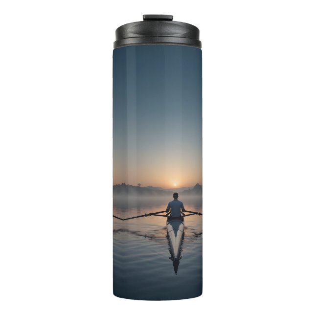 Serene Dawn Rowing Scully auf Glaswasser Thermosbecher (Vorderseite)