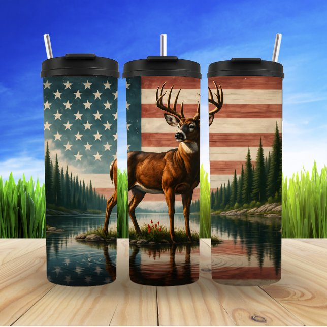 Serene Deer mit Patriotic Flag Thermosbecher (Von Creator hochgeladen)