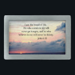 SERENE JOHN 6:35 SUNRISE FOTO DESIGN RECHTECKIGE GÜRTELSCHNALLE<br><div class="desc">Ich bin das Brot des Lebens. Wer zu mir kommt, wird nie hungrig sein, wer an mich glaubt, wird nie durstig sein. Ermutigen Sie alle mit Ihrem Glauben, Ihrer Hoffnung und Ihrer Liebe in Jesus Christus mit diesem erstaunlich inspirierend Sonnenaufgang über dem Ozean Original Foto-Design mit der motivierenden Schrift Vers...</div>