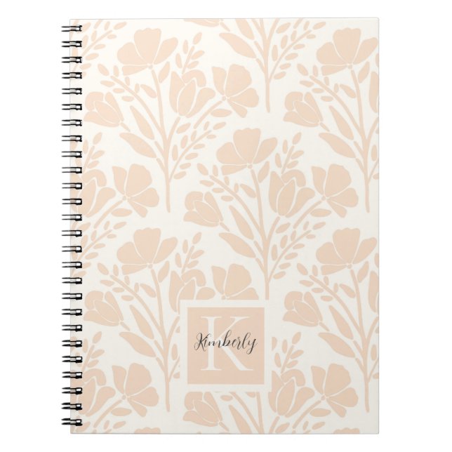 Serene Neutral Peachy Pink Florals Mit Monogramm Notizblock (Vorderseite)