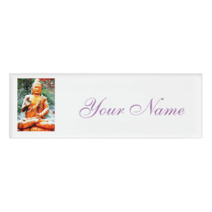 Serene-Sitting Buddha Namenschild