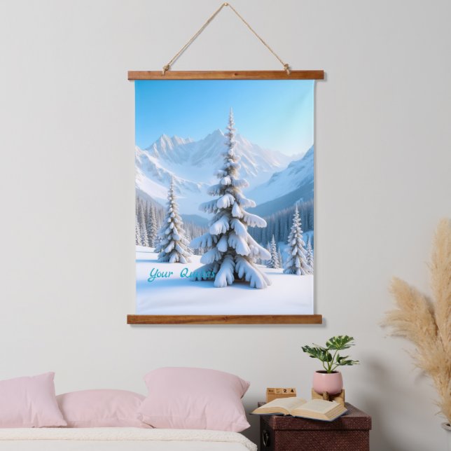 Serene Snowy Mountain Landscape & Winter Pine Tree Wandteppich Mit Holzrahmen (Schlafzimmer)