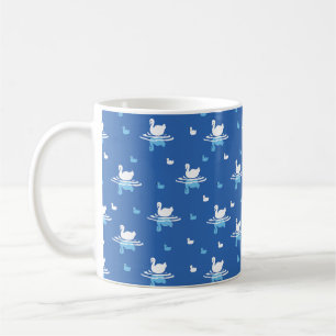 Serene Waters - Spielerisches Muster des Swan Lake Kaffeetasse