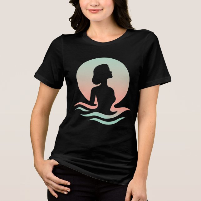 Serene Woman Silhouette in Pastel Waves Tri-Blend Shirt (Vorderseite)