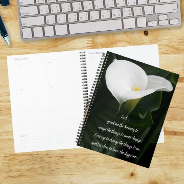 Serenity Gebet Calla Lily Floral Planer (In Situ)