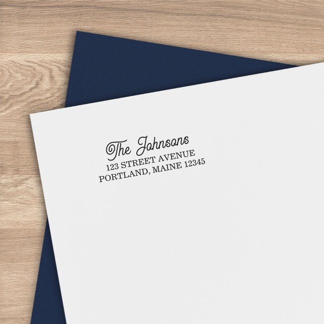 Serif- und klassische Cursive Nachname-Rücksendead Permastempel (Von Creator hochgeladen)