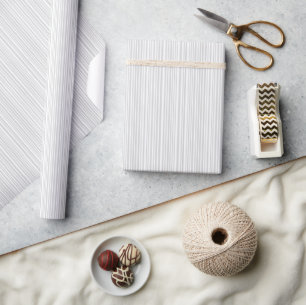 Seriös Grau Minimalistische Vertikale Streifen Geschenkpapier