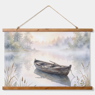 Seriöses Wasserfarben-Ruderboot auf nebligem See b Wandteppich Mit Holzrahmen