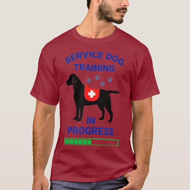 Service-Hund in der Schulung registrierter Trainer T-Shirt (Vorderseite)