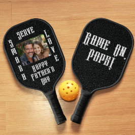 Servieren und Schmunzen mit Liebe Pickleball Schläger