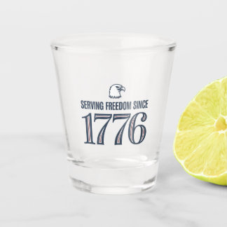 Serving Freedom Since 1776 4th Of July Schnapsglas