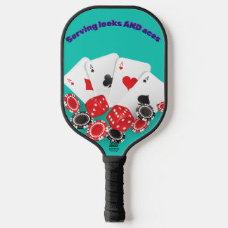 Serving Looks und Assse | Lustiges Casino-Poker-Pi Pickleball Schläger