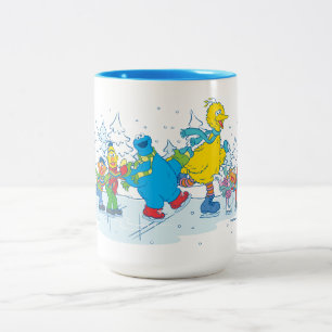 Sesame Street   Freunde beim Eislaufen Zweifarbige Tasse