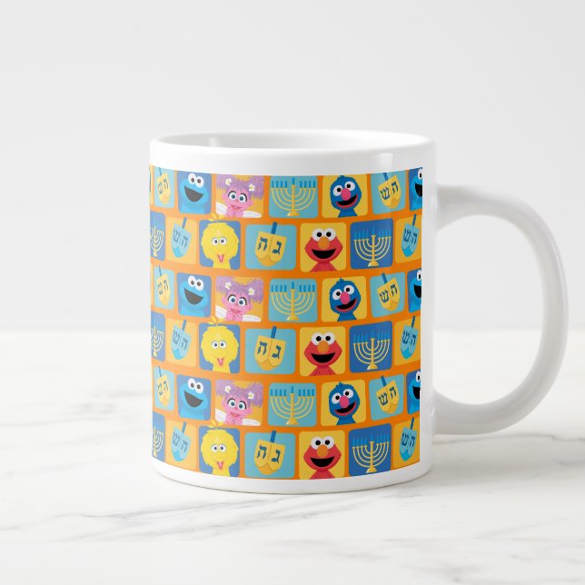 Sesame Street Hanukkah Pattern Jumbo-Tasse (Rechts)