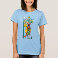 Sesame Street | Unter dem Sesame Street-Schild