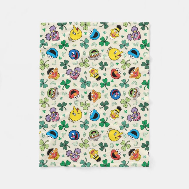 Sesamstraße St. Patrick's Day Pattern Fleecedecke (Vorderseite)