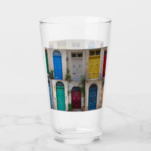 Set der farbenfrohen Haustüren in Malta Glas