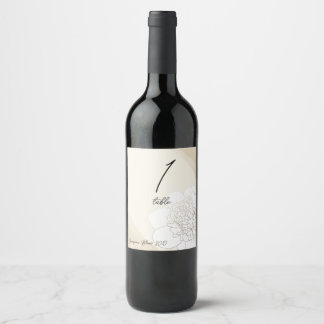 Set mit dem White Peony Food and Beverage Label Weinetikett