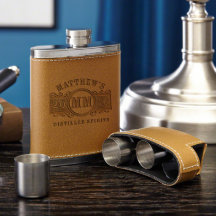 Set mit einem Glasgeschenk mit Marquee Hip Flask