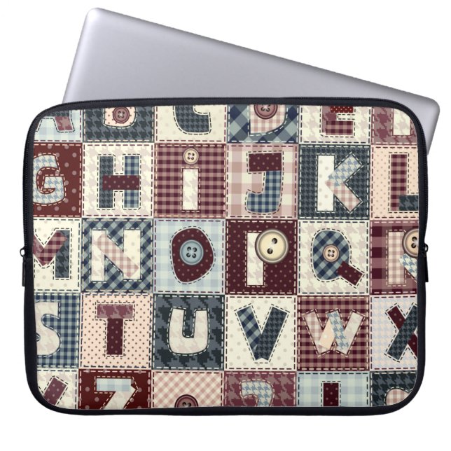 Set von Buchstaben im Patchwork-Stil. Mai b Laptopschutzhülle (Vorderseite)