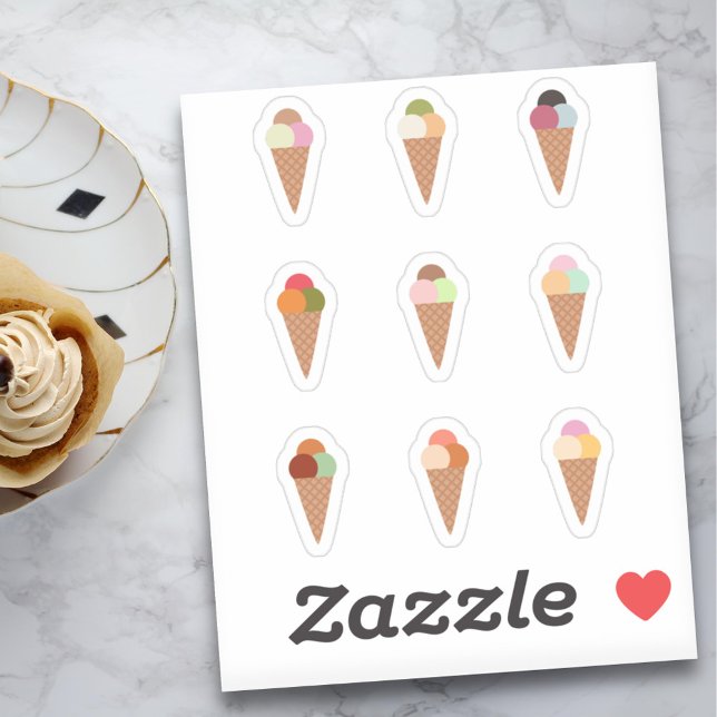 Set von Dreifach-Scoops Eiscreme-Kronenklebern Aufkleber (Set of Triple Scoops Ice Cream Cone Stickers)