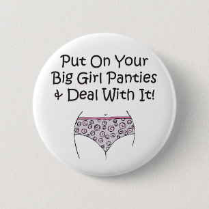 Setzen Sie an Ihren großen Mädchen-Schlüpfer und Button