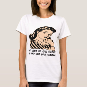 Setzen Sie Ihren großen Mädchen-Schlüpfer an und T-Shirt