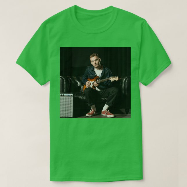 Setzen Sie sich mit Gitarre T-Shirt (Design vorne)