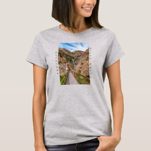 Seven Falls Stairs - Der T - Shirt von Frauen