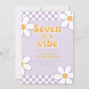 Seven is a Vibe Retro Check Lila Gänseblümchen Einladung