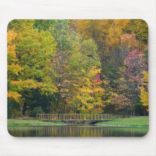 Seven Springs Fall Bridge II Herbstlandschaft Mousepad (Vorne)