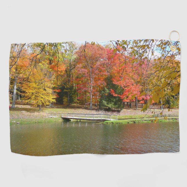 Seven Springs Fall Bridge III Herbstlandschaft Golfhandtuch (Horizontal)
