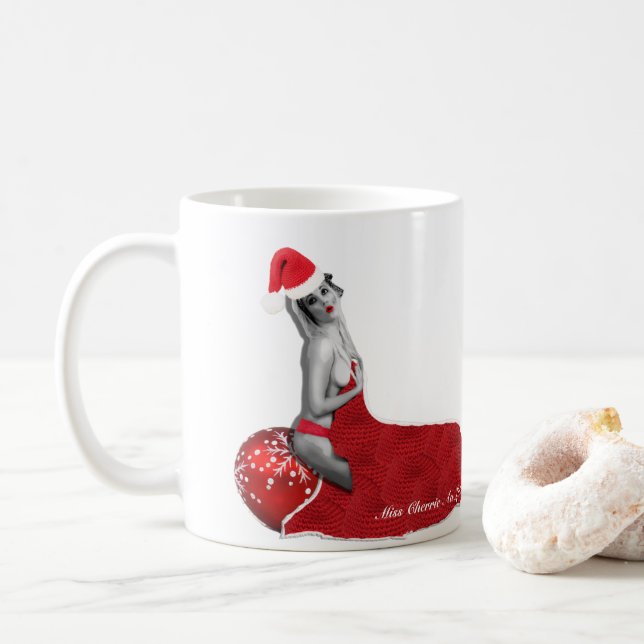 Sexy Mrs Santa Retro Pinup Girl Weihnachtsfeier Ta Kaffeetasse (Mit Donut)