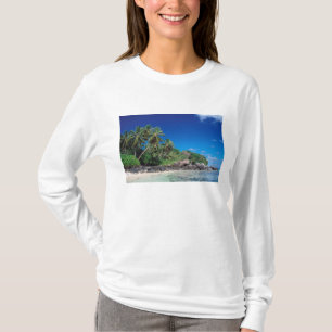 Seychellen, Mahe-Insel, Anse Royale Beach. 2 T-Shirt