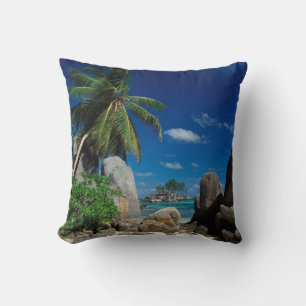 Seychellen, Mahe-Insel, Anse Royale Strand. Kissen