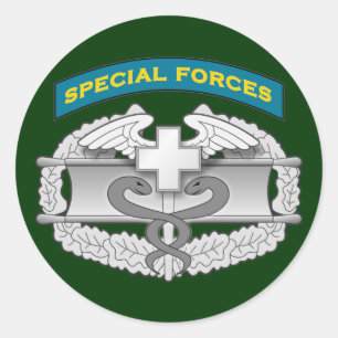 SF Q-Registerkarte und Combat Medic-Abzeichen Runder Aufkleber