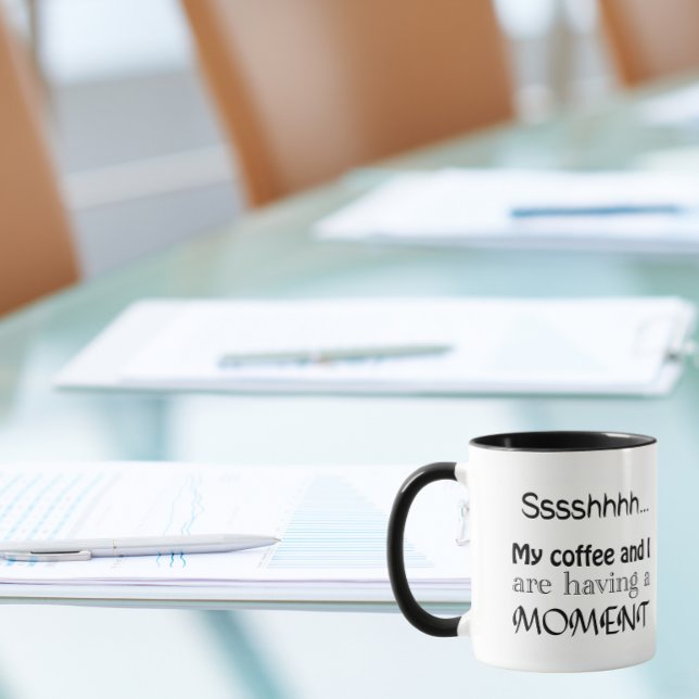 Sha, mein Kaffee und ich haben einen Moment Zeit Tasse (Von Creator hochgeladen)