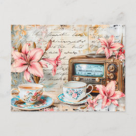 Shabby chic Pink Lily with Antique Radio Receiver Postkarte