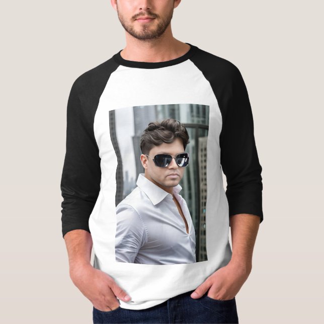 "Shades of Cool: Der hübsche Junge mit Black Goggl T-Shirt (Vorderseite)