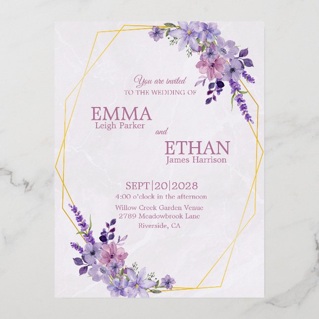 Shades of Dusty Purple Blooms Geometric Wedding  Folie Einladungspostkarte (Vorderseite)
