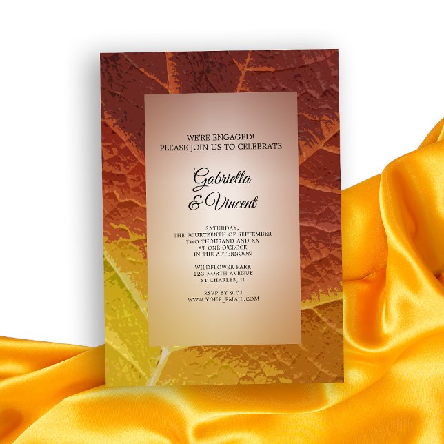 Shades of Herbst Leaf Engagement Party Einladung (Celebrate your Fall engagement with this Shades of Autumn Leaf Party Invitation.)