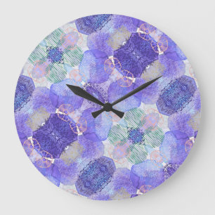Shades of Lavender and Green Abstract Flowers Große Wanduhr