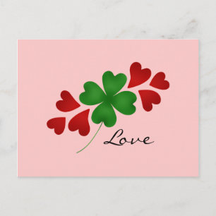 Shamrock and hearts on pink postkarte