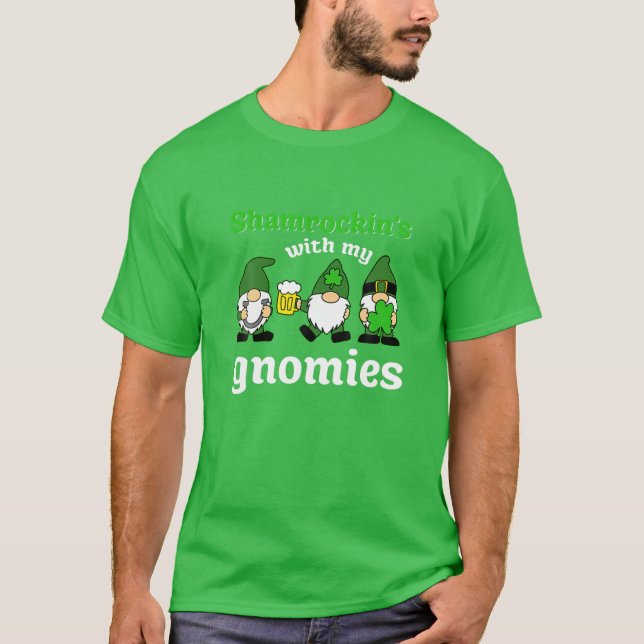 Shamrockin' mit meinen Gnomen St. Patrick's Day Gn T-Shirt (Vorderseite)