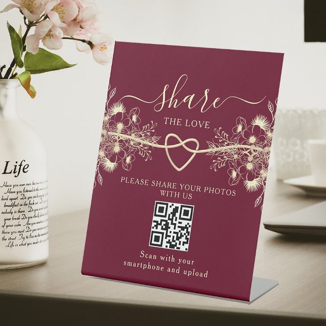 Share the Liebe Wedding QR Code Pedestal Sign Sockelschild (Von Creator hochgeladen)