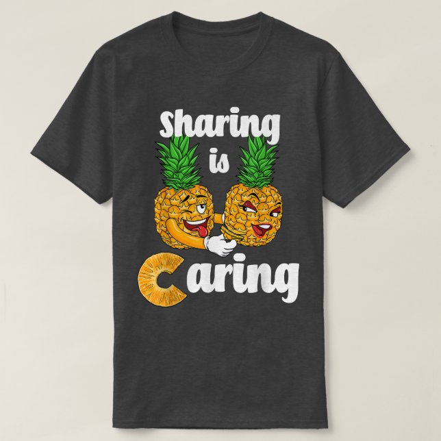 Sharing is Caring Swingers Couple Pineapple Men Wo T-Shirt (Design vorne)