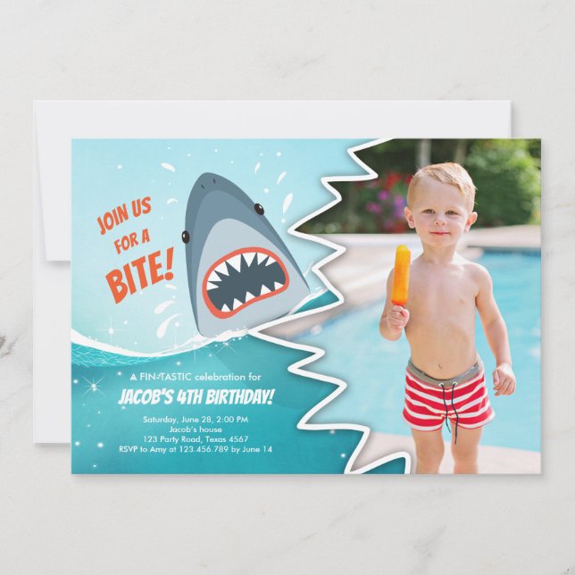 Shark Birthday Pool Party Junge Haifisch Bite Bait Einladung (Vorderseite)