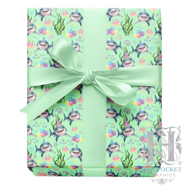 Shark Wrapping Paper in Green Geschenkpapier (Von Creator hochgeladen)