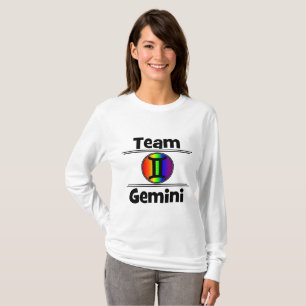 Sharnia Zwillings-lange Hülsen-Spitze (Regenbogen T-Shirt